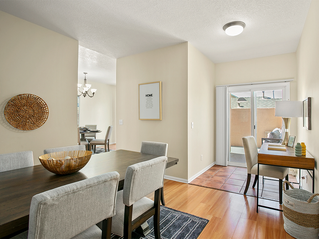 dining-room-interior-design-staging