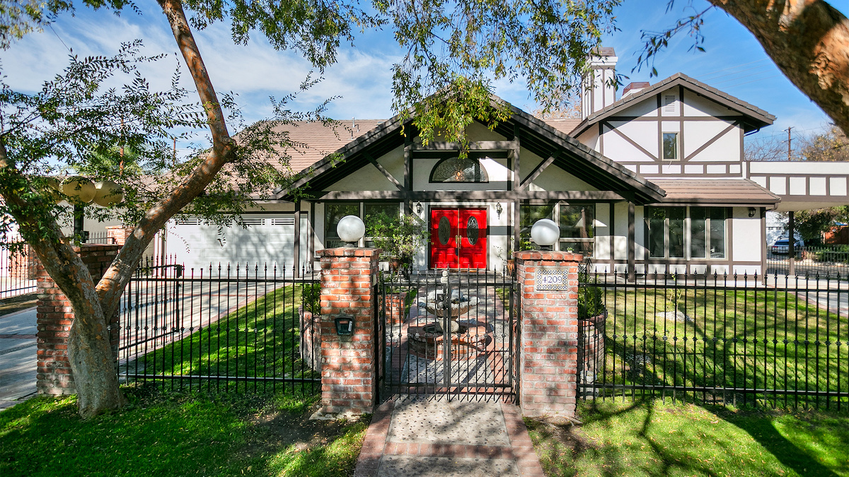 burbank-ca-front-elevation-home-design