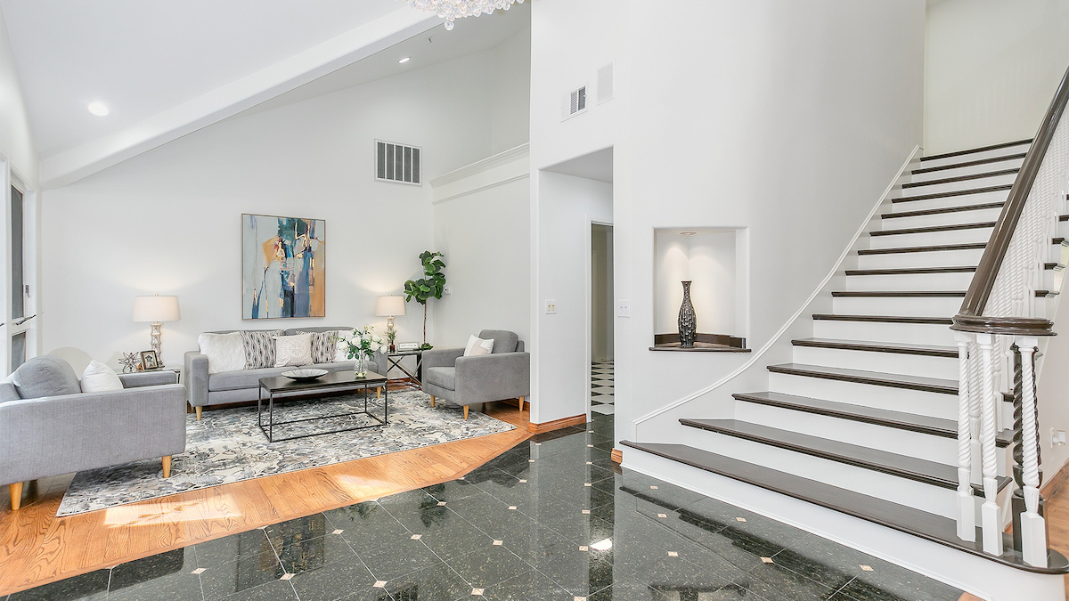 burbank-ca-living-room-entryway-interior-design