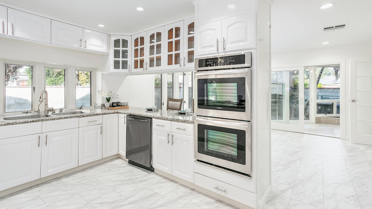 kitchen-home-staging-interior-design