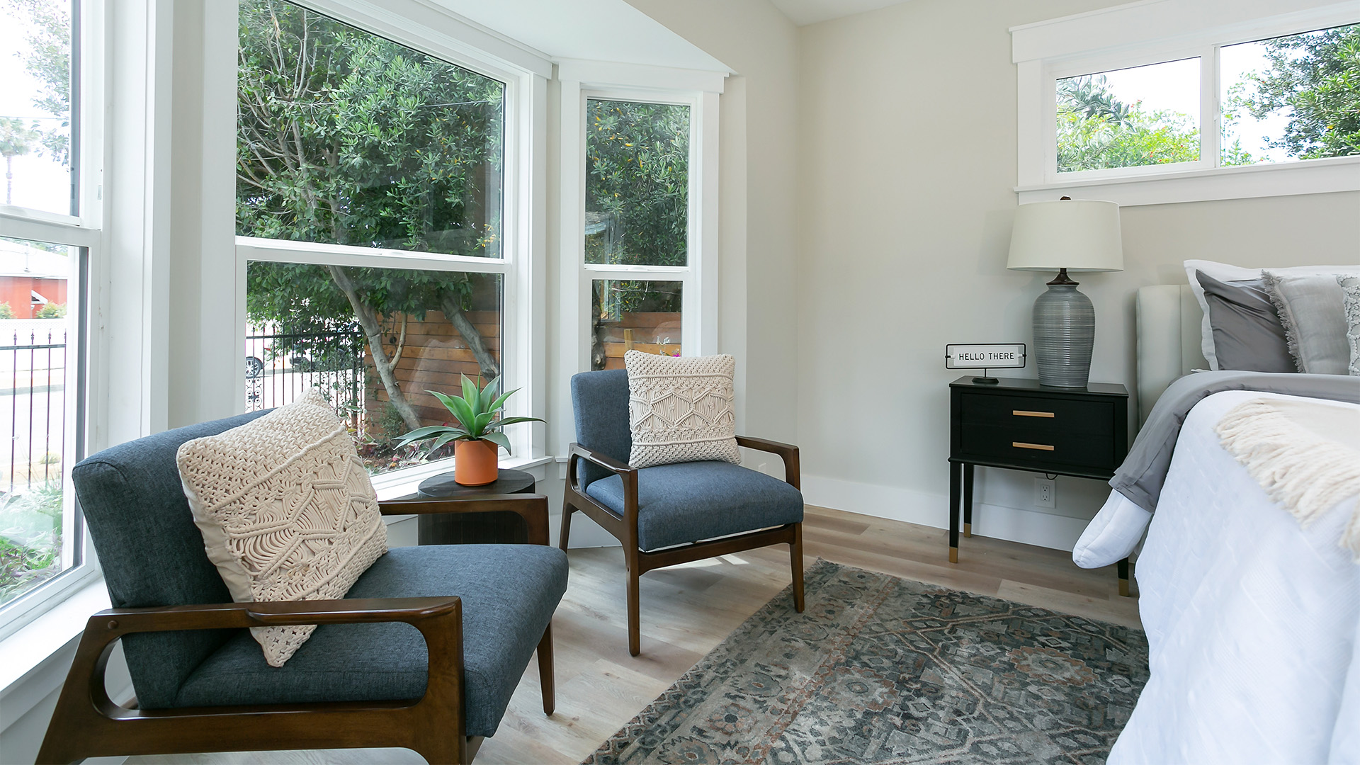 sitting-area-bedroom-accent-chairs-bungalow-bluejay